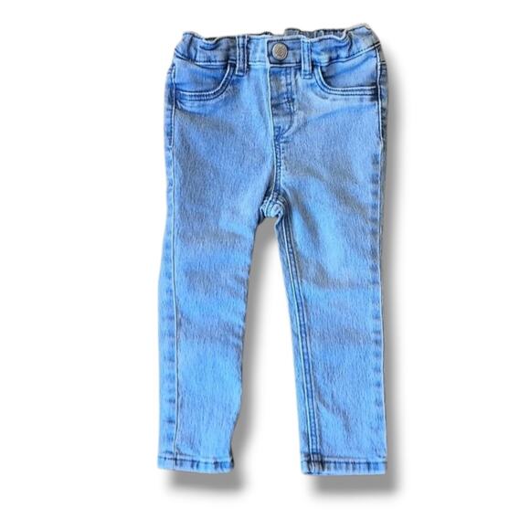H&M Other - H&M Straight Leg Slim Jeans